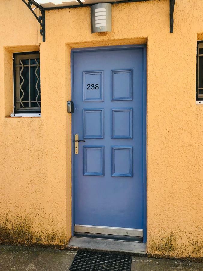 Appartement 238 Village Les Salicornes Арл Екстериор снимка